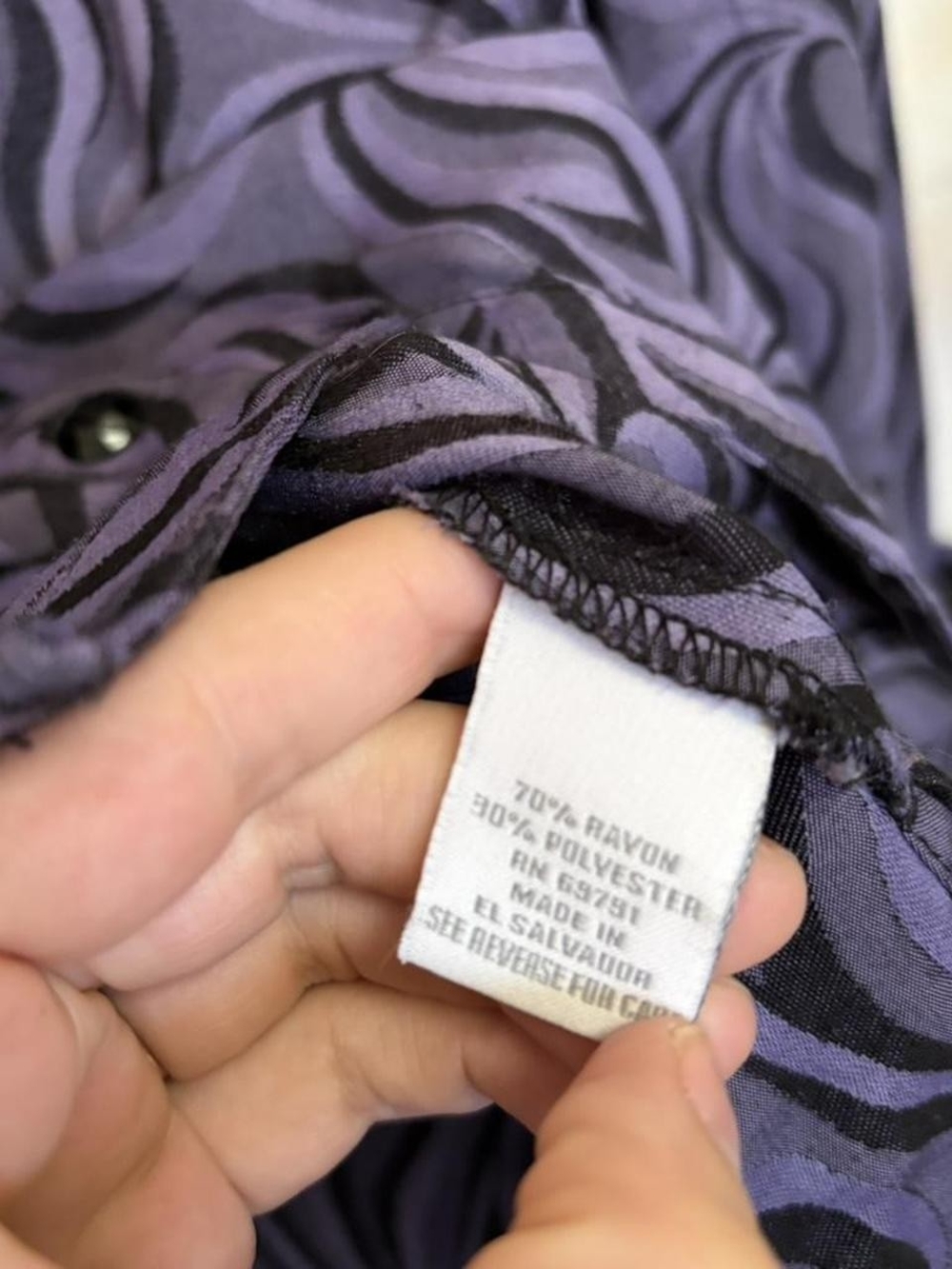 Vintage Y2k Purple Swirl Pattern Button-Up Blouse - Picture 5 of 7
